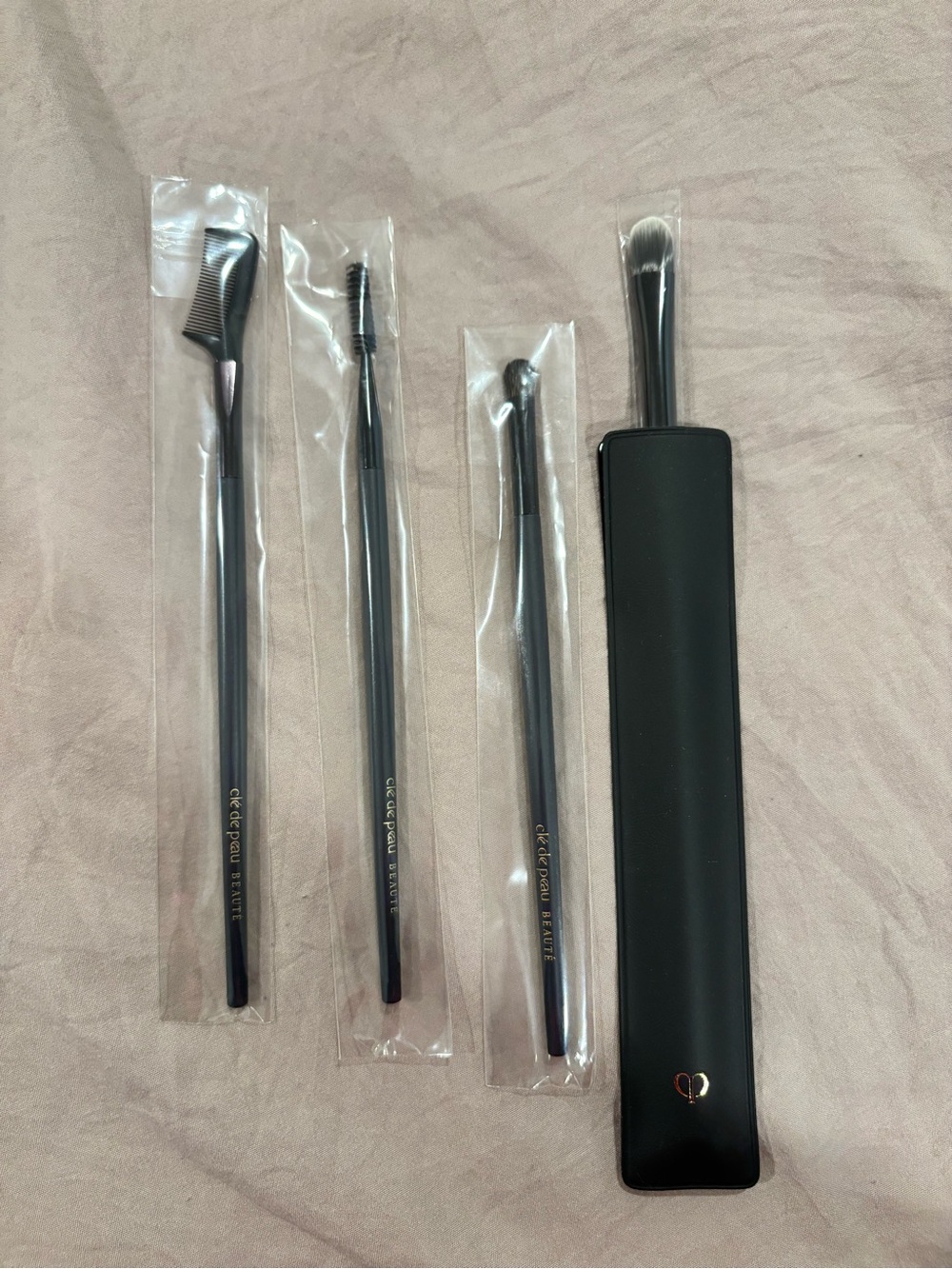 cle de peau Black Eye & Brow Brush Set with Slim Black Case